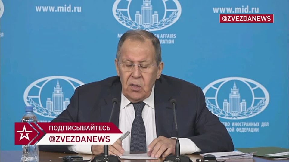 Лавров пошутил, что решение отобрать землю у посольства РФ в Копенгагене может быть связано с Гренландией