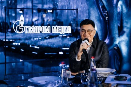 Генеральный директор «Газпром-Медиа Холдинга» Александр Жаров заявил о необходимости введения в России государственного заказа в кинематографе, по аналогии с советским Госкино