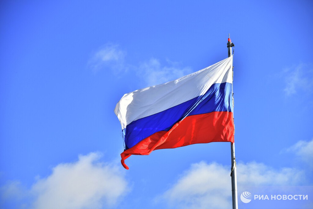 Российских тяжелоатлетов в возрасте до 23 лет допустили до международных соревнований с флагом и гимном