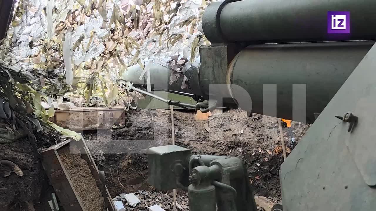 Российские артиллеристы "Южной" группировки войск на константиновском направлении выявляют и поражают опорные пункты ВСУ, блиндажи и позиции запуска беспилотников