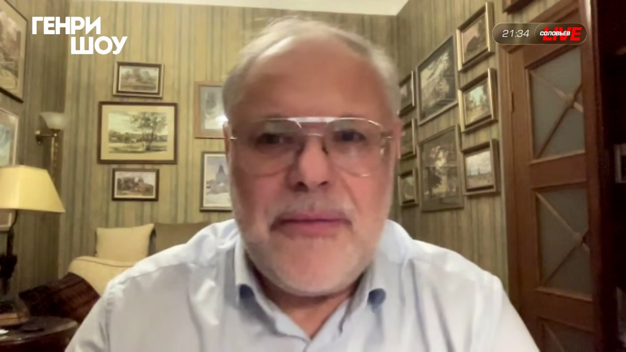 В эфире итоговой программы «Генри Шоу» — Михаил Леонидович Хазин, экономист