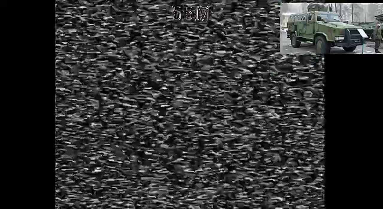 Точный удар — и нет «Хамви», пылают пикапы и внедорожники, от взрывов заглохли антенны БПЛА