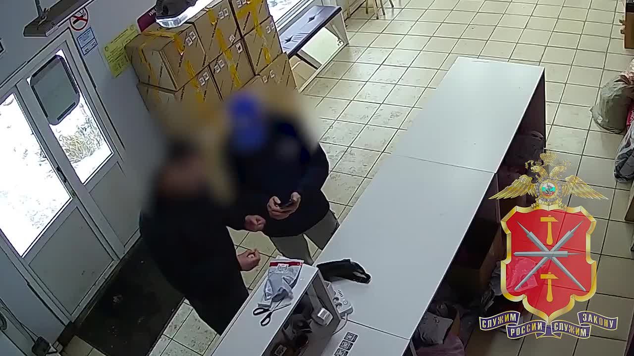 В Новомосковске раскрыта серия краж золота из пунктов выдачи заказов