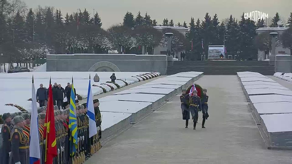 ��������� ������ ������ ����� ���������� ����������, �������� ����� � ��������� �����-������ �� ������������ ��������