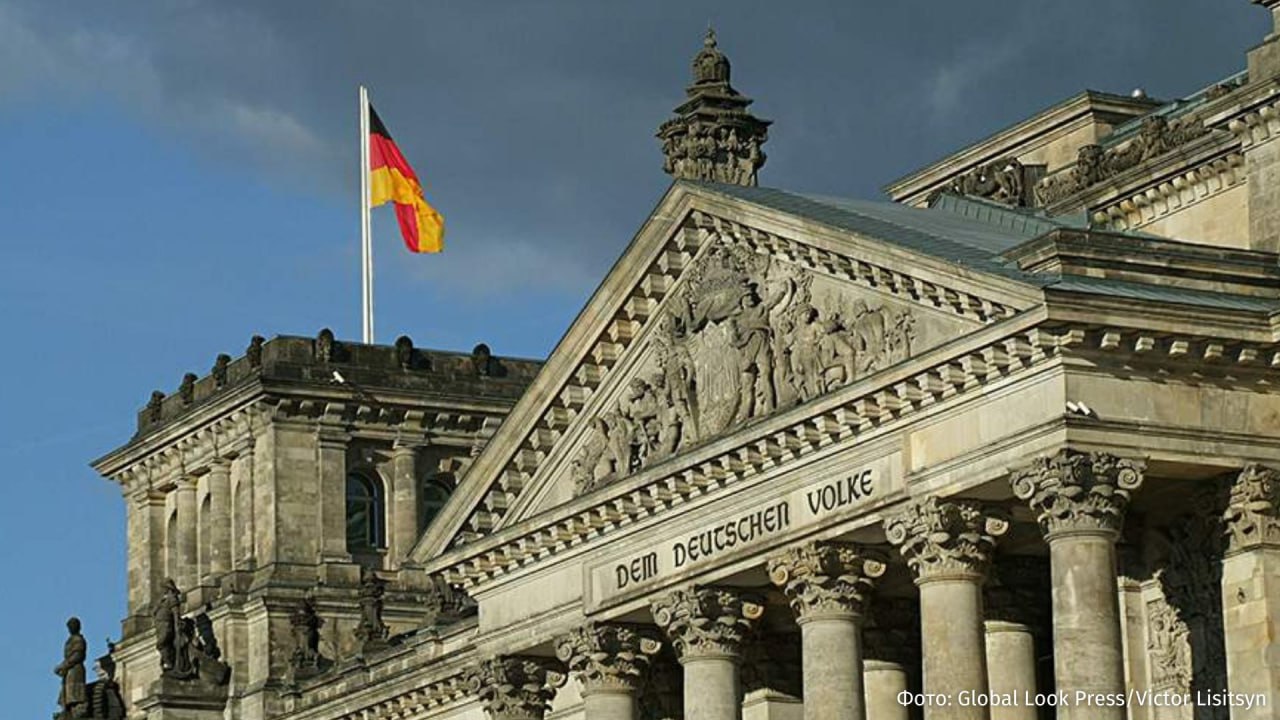 Германии нужны новые партнеры на фоне неопределенности в мире и ухудшения отношений внутри Союзов и с США, заявила министр экономики ФРГ Катарина Райхе