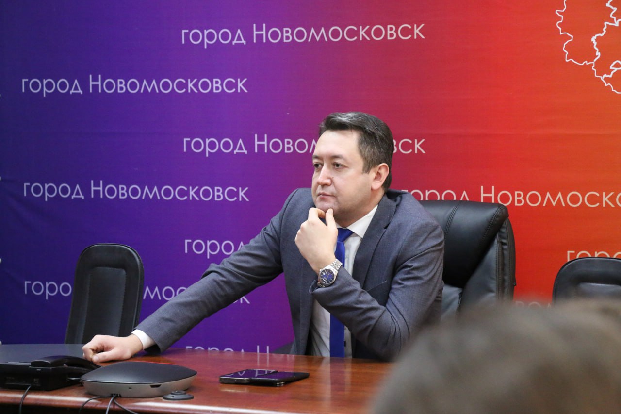 Администрация Новомосковска организовала для студентов День открытых дверей Администрация Новомосковска организовала для студентов День открытых дверей