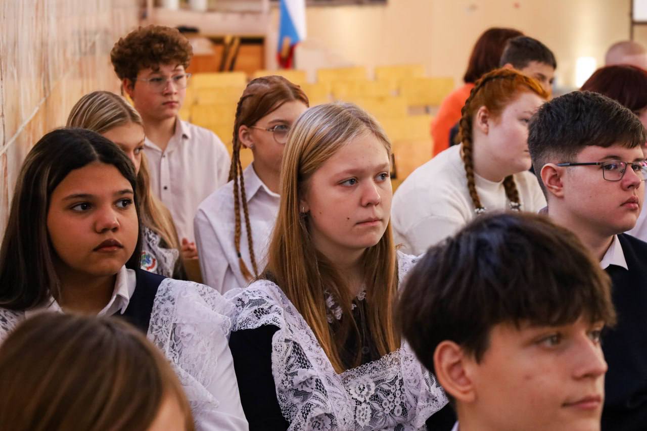 82 года назад полностью освобожден Ленинград от фашистской блокады 82 года назад полностью освобожден Ленинград от фашистской блокады