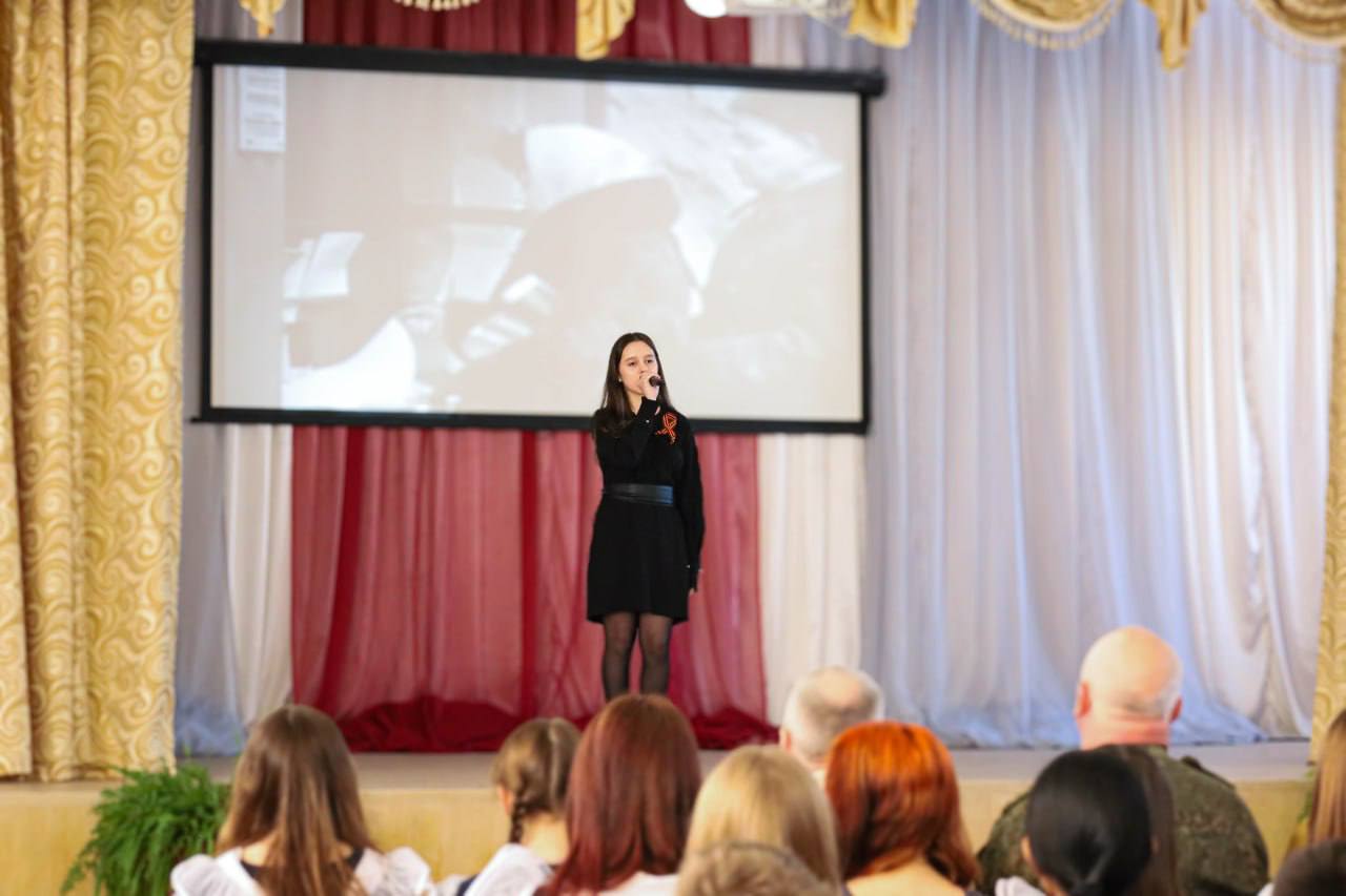 82 года назад полностью освобожден Ленинград от фашистской блокады 82 года назад полностью освобожден Ленинград от фашистской блокады