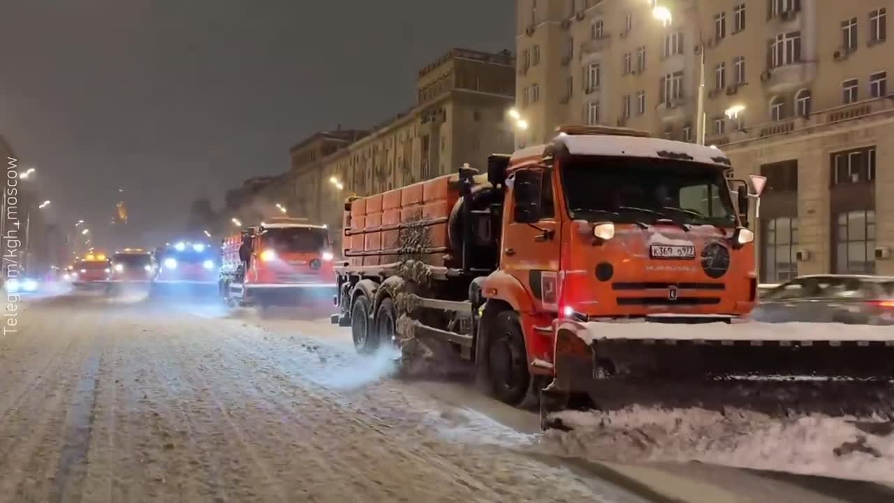 20% месячной нормы осадков выпало в Москве за сутки, в области — 50%, сообщил синоптик Евгений Тишковец