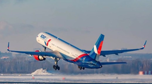 Самолет Нячанг-Иркутск подал сигнал бедствия, он готовится к незапланированной посадке в аэропорту Ханой во Вьетнаме, сообщили "Звезде" в авиакомпании