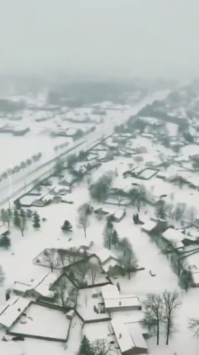 �� ����� 45 ������� ������� � ��� ��-�� �������� ������ � �������, �������� Associated Press