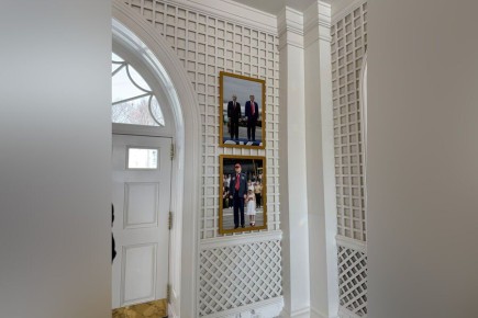 Алексей Журавлев: Есть ощущение, что слава Путина, как собирателя земель русских, не дает покоя Дональду Трампу