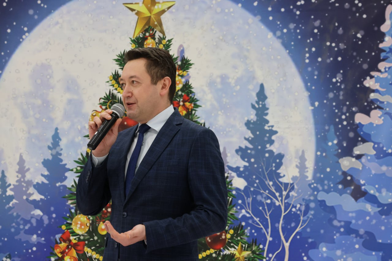 Уже 10 Лет новомосковские фигуристы создают настоящую сказку на льду Уже 10 Лет новомосковские фигуристы создают настоящую сказку на льду