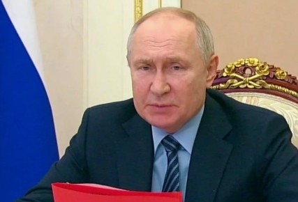 Объемы военного экспорта на 2026 год должны существенно увеличиться, заявил Владимир Путин на совещании по военно-техническому сотрудничеству