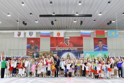 Уже 10 Лет новомосковские фигуристы создают настоящую сказку на льду