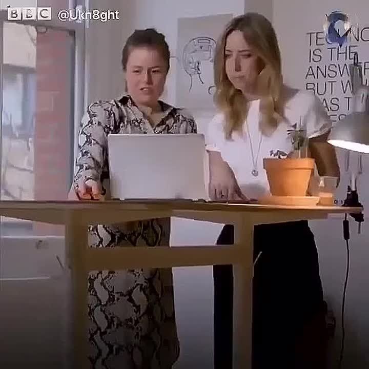 Сергей Колясников: Прислали в личку:. Британское BBC выпустило короткий видеорепортаж о новейшем инструменте британской полиции, способном загружать всю информацию с вашего смартфона, включая удалнные сообщения, удалнную...