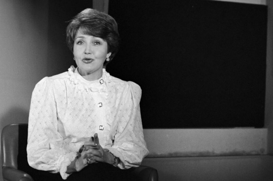 Советская телеведущая и диктор Светлана Жильцова ушла из жизни в возрасте 89 лет, сообщили в эфире "Первого канала"