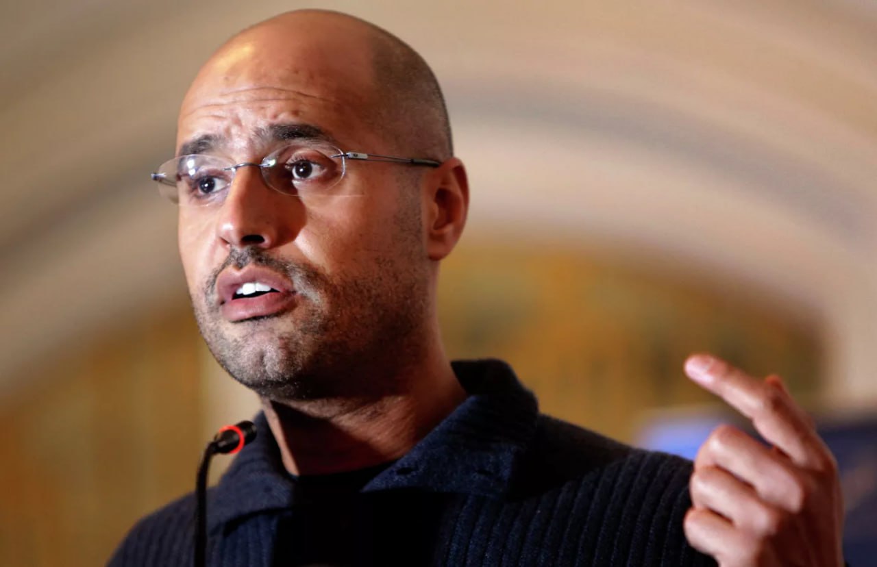 Сын Каддафи Сейф аль-Ислам мог погибнуть в вооруженном столкновении к югу от Триполи, пишет Abaad News