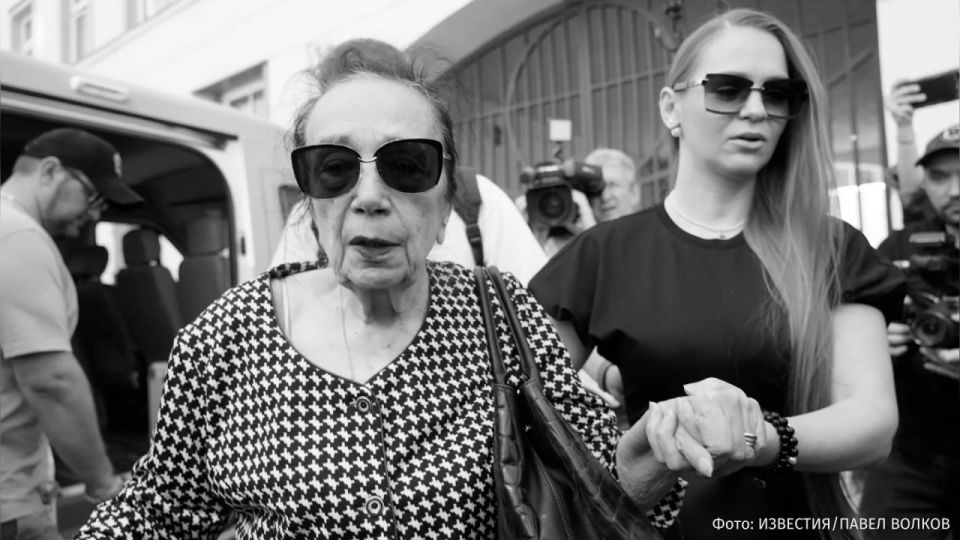 В Москве на 91-м году жизни умерла вдова народного артиста СССР Алексея Баталова Гитана Леонтенко, сообщает ТАСС со ссылкой на представителя семьи