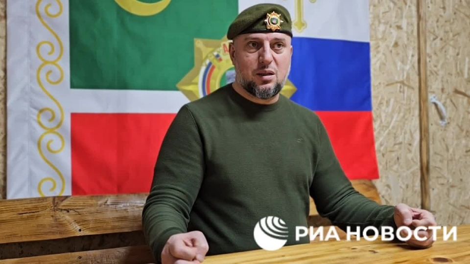 В изолированных в Сумской области подразделениях ВСУ "едят снег", рассказал командир спецназа "Ахмат" Алаудинов