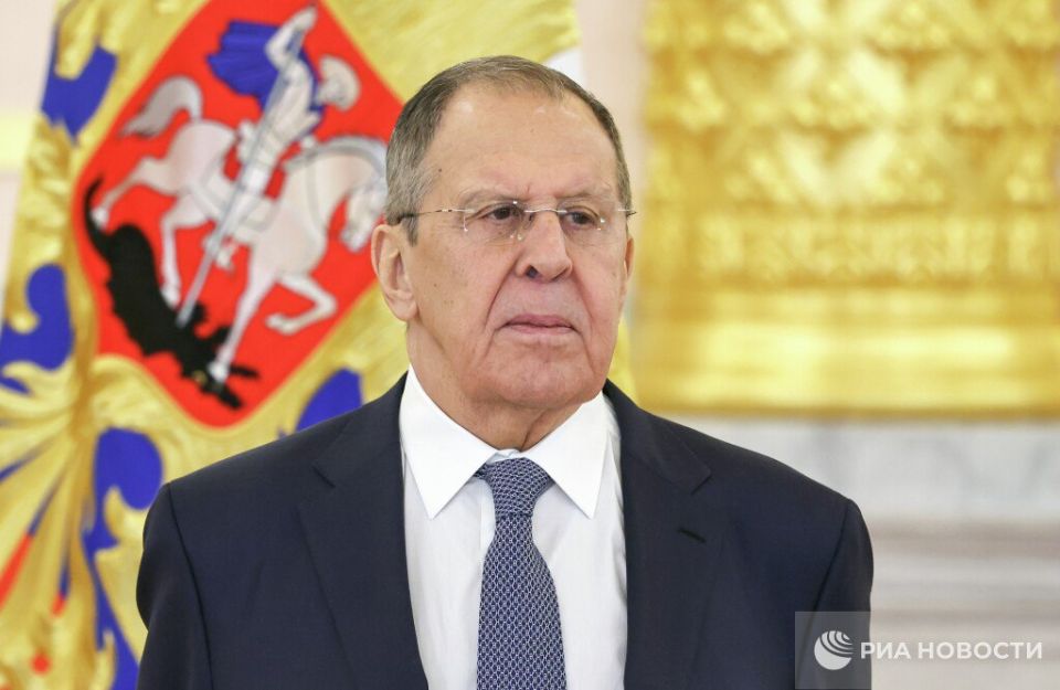 Покушение на генерала Алексеева демонстрирует, что Украина готова на постоянные провокации, нацеленные на срыв переговорного процесса, заявил Лавров