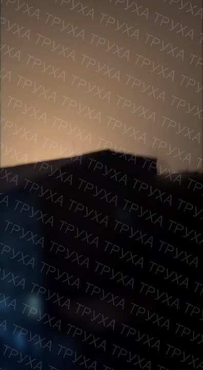 Серия мощных взрывов прогремела этой ночью в Полтавской области