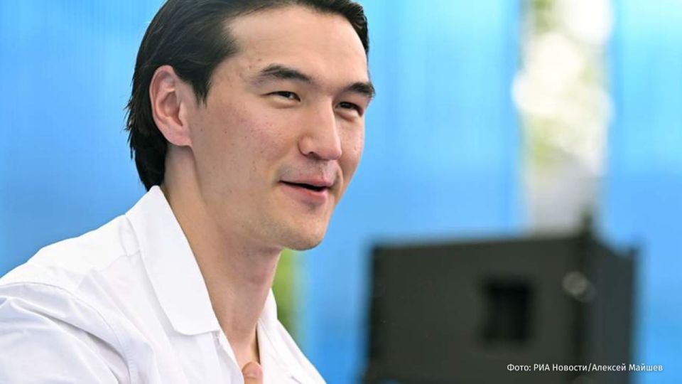 Нурлану Сабурову запретили въезд в Россию на 50 лет, сообщает РИА Новости