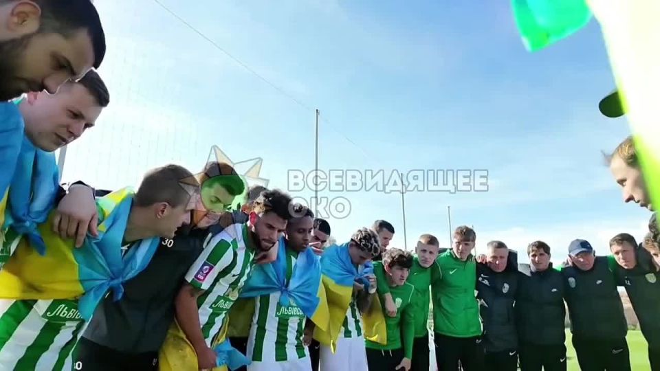 Львовский футбольный клуб "Карпаты" отстранил капитана после его мотивирующей речи на русском