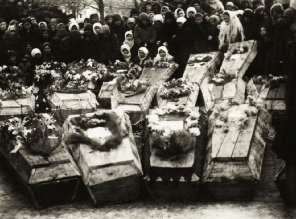 9 ������� 1943. �������� ���������������� �� 5 ���� �� ������������ ����������