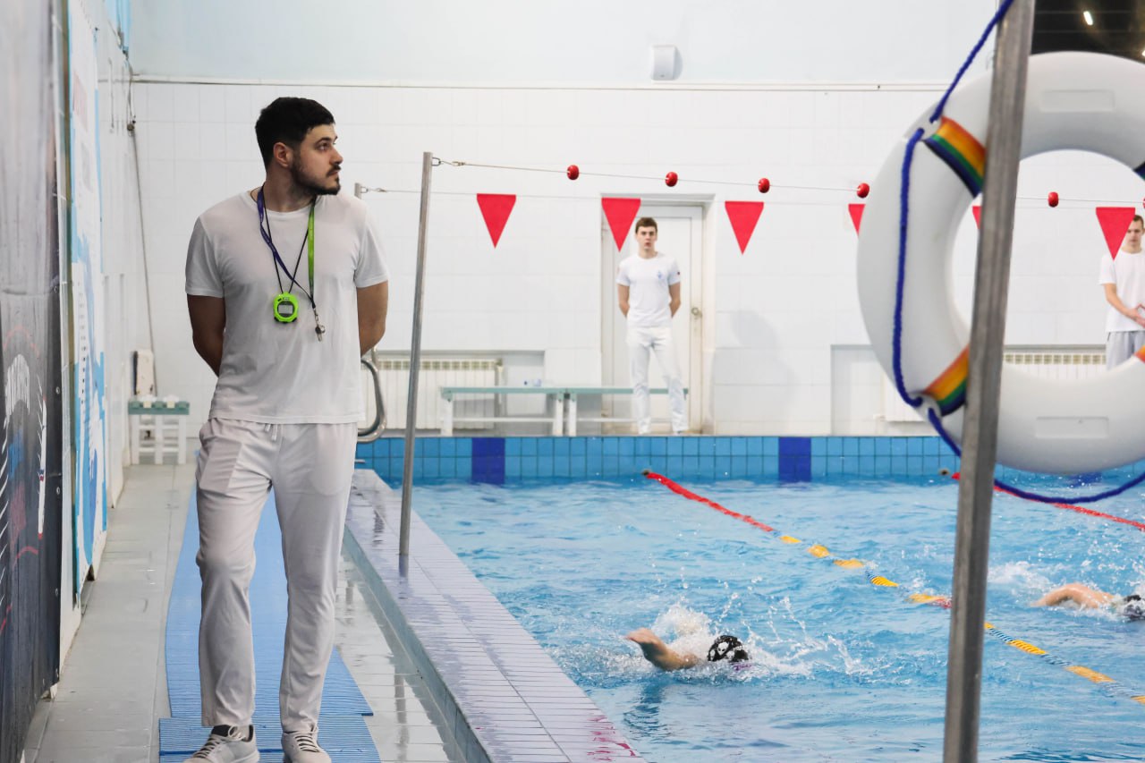 Держимся на плаву!. В новомосковской ДЮСШ №1 стартовал чемпионат Тульской области по плаванию Держимся на плаву!. В новомосковской ДЮСШ №1 стартовал чемпионат Тульской области по плаванию