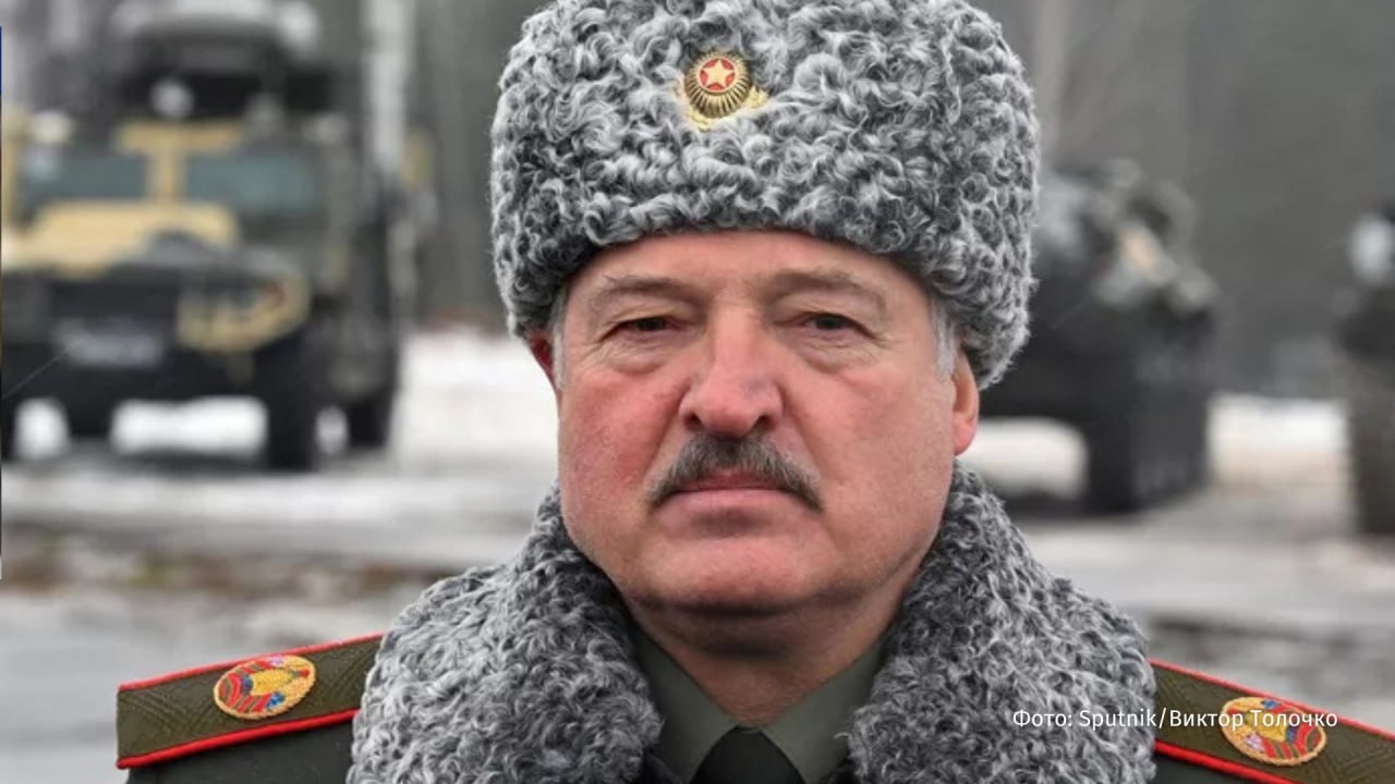 "Драть шкуру" с комбатов пообещал Александр Лукашенко во время посещения полигона одной из военных частей в рамках внезапной проверки