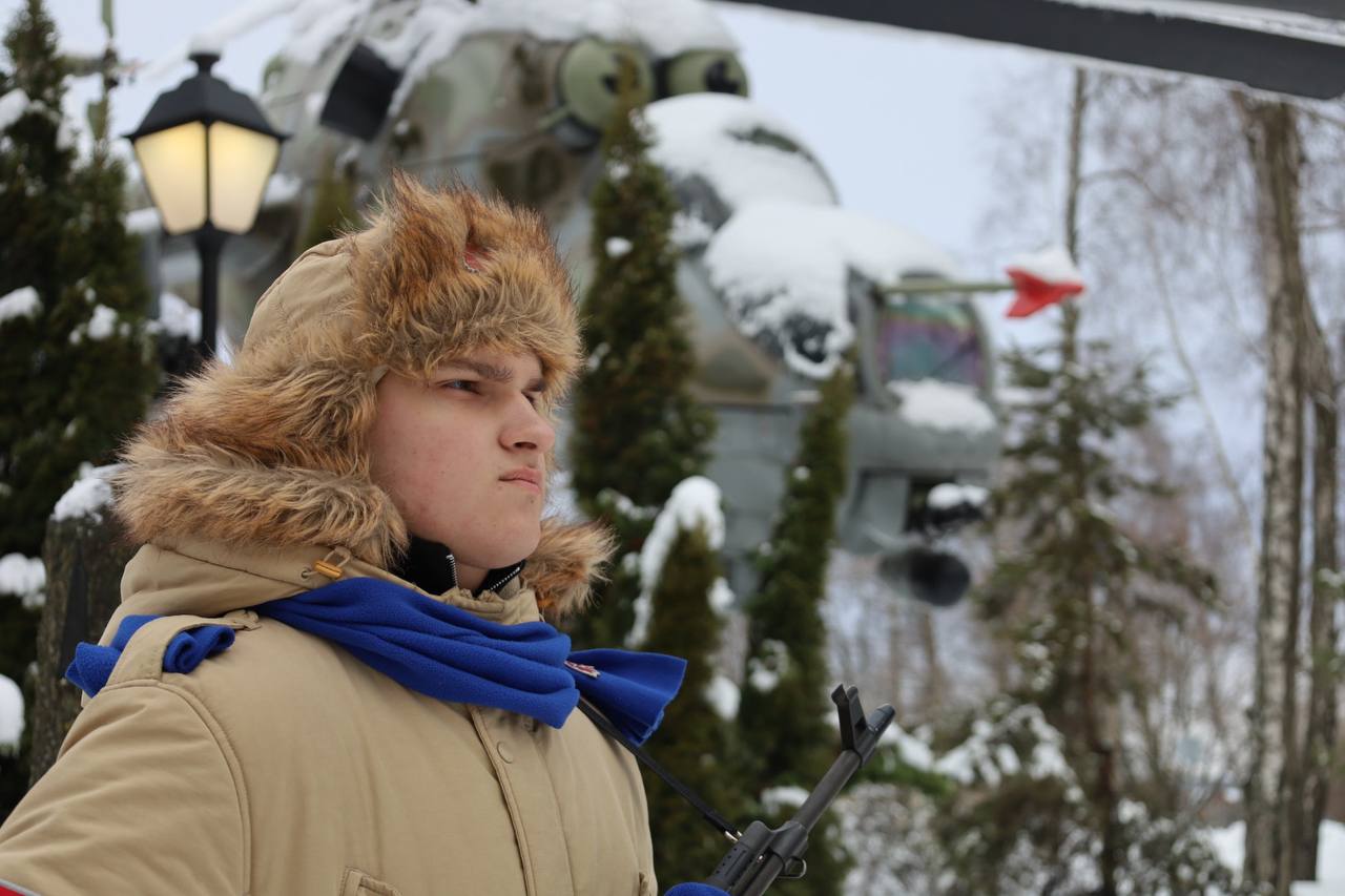 37-ую годовщину вывода советских войск из Афганистана отметили в Новомосковске 37-ую годовщину вывода советских войск из Афганистана отметили в Новомосковске