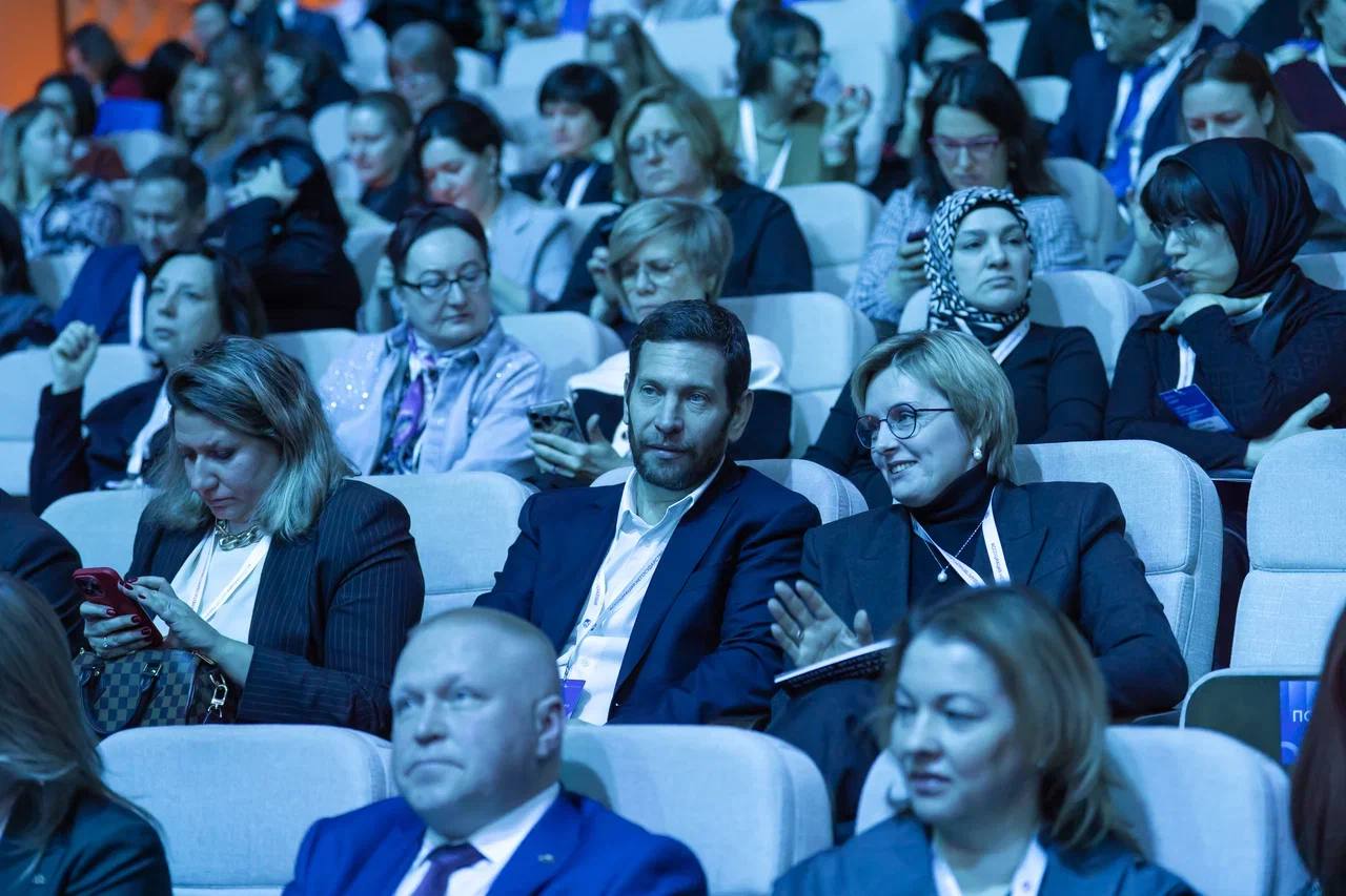 Дмитрий Чернышенко и Валерий Фальков поприветствовали участников третьего Форума негосударственного образования Дмитрий Чернышенко и Валерий Фальков поприветствовали участников третьего Форума негосударственного образования