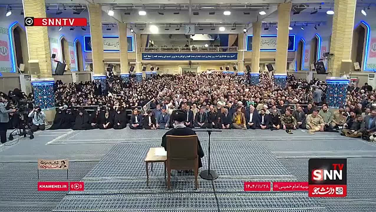 Вячеслав Никонов: Аятолла Хаменеи пригрозил США тем, что Иран может потопить авианосец США в случае начала конфликта