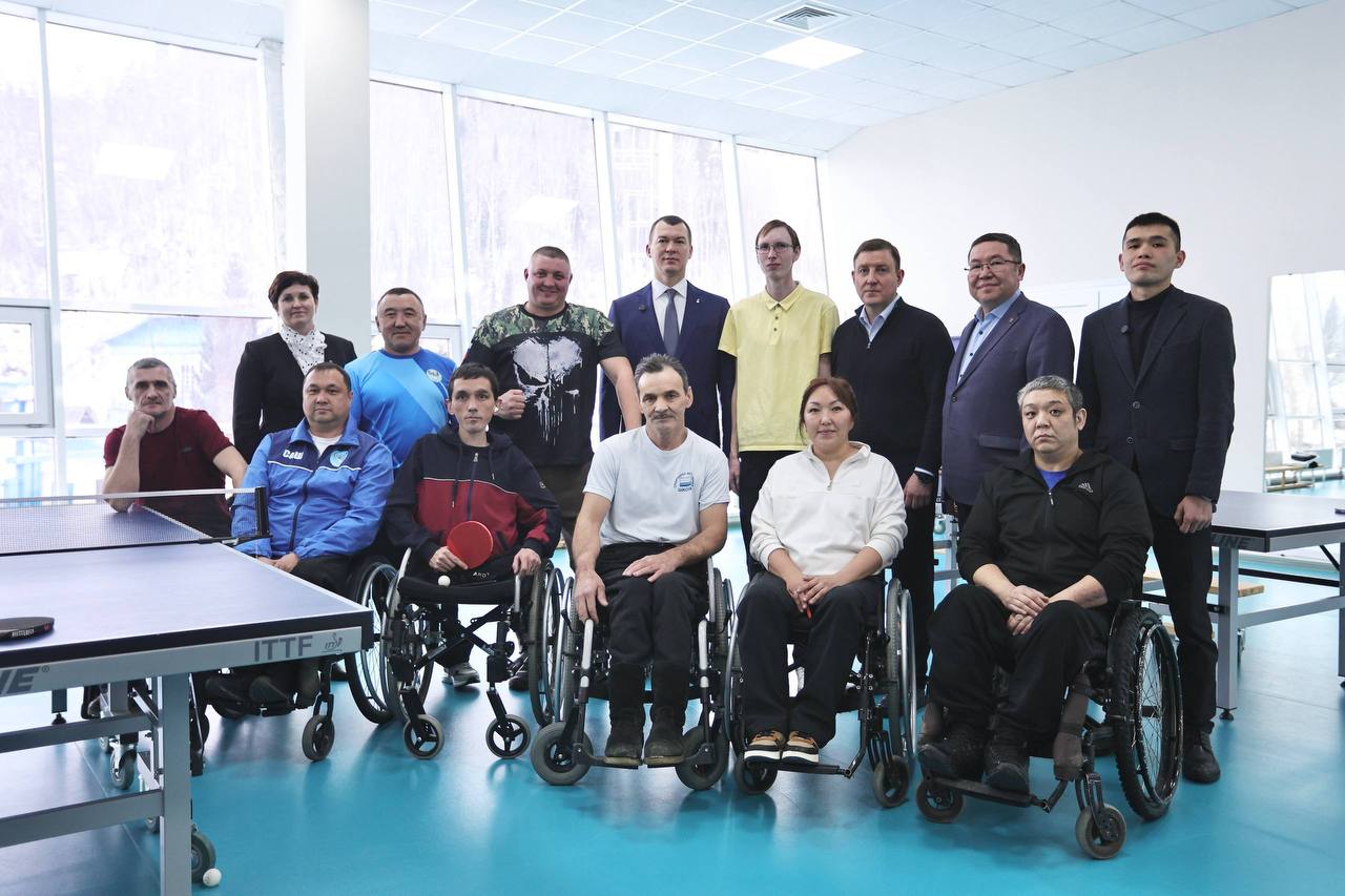 «Поднимите руки, кто хочет стать олимпийским чемпионом по дзюдо?» «Поднимите руки, кто хочет стать олимпийским чемпионом по дзюдо?»