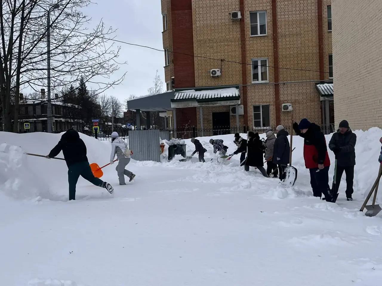 Дмитрий Миляев: #Неждипокарастает. Министерство жилищного хозяйства и благоустройства присоединилось к Снежному субботнику На этой неделе Тульская область пережила две волны сильнейшего снегопада Дмитрий Миляев: #Неждипокарастает. Министерство жилищного хозяйства и благоустройства присоединилось к Снежному субботнику На этой неделе Тульская область пережила две волны сильнейшего снегопада