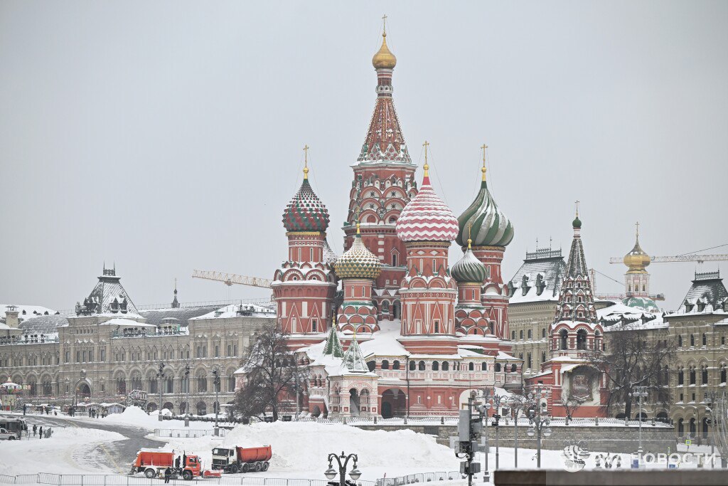 Снег в Москве выпадет на следующей неделе, однако таких мощных снегопадов, какие случились этой зимой, до конца февраля уже не будет, рассказала РИА Новости главный специалист столичного метеобюро Татьяна Позднякова
