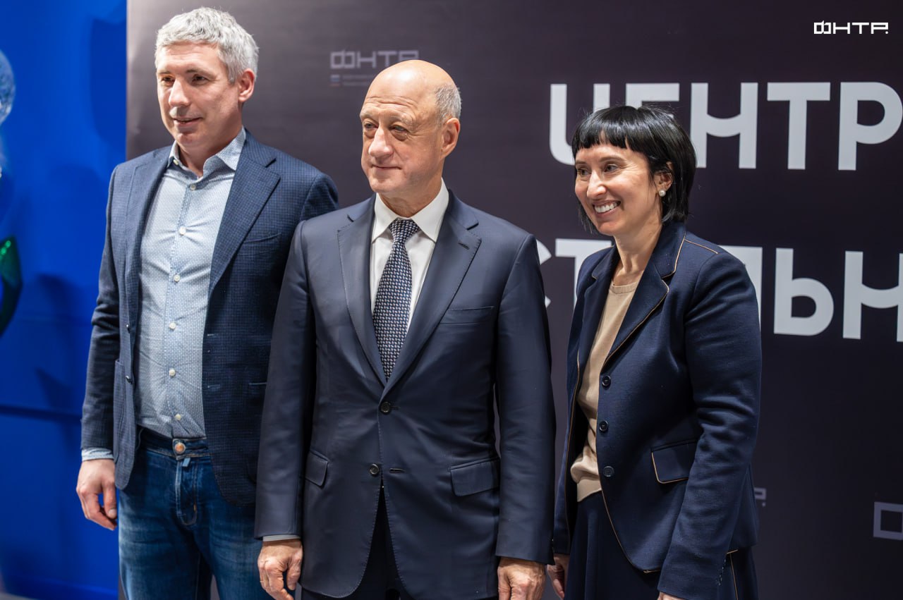 Сегодня в Московской области при поддержке правительства региона и губернатора Андрея Воробьева мы открыли Центр развития настольного тенниса в МЕГА Химки — современное спортивное пространство, созданное при участии... Сегодня в Московской области при поддержке правительства региона и губернатора Андрея Воробьева мы открыли Центр развития настольного тенниса в МЕГА Химки — современное спортивное пространство, созданное при участии...