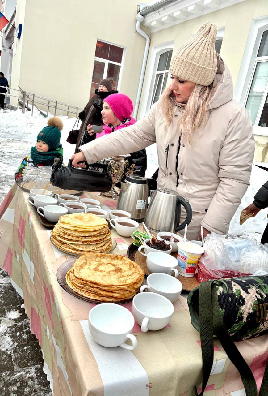 Дмитрий Миляев: #Неждипокарастает. «Масленичный субботник» Сотрудники министерства транспорта и дорожного хозяйства региона, а также подведомственные учреждения присоединились к зимнему субботнику Особенно приятно, что в... Дмитрий Миляев: #Неждипокарастает. «Масленичный субботник» Сотрудники министерства транспорта и дорожного хозяйства региона, а также подведомственные учреждения присоединились к зимнему субботнику Особенно приятно, что в...