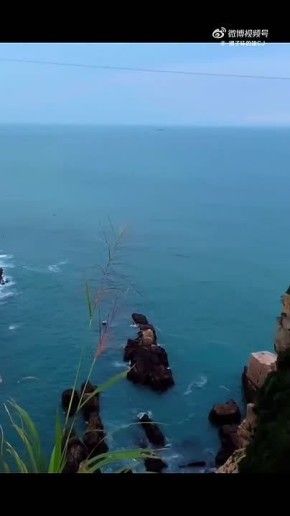 Кафе на отвесной скале стало трендом в китайских соцсетях в период новогодних каникул