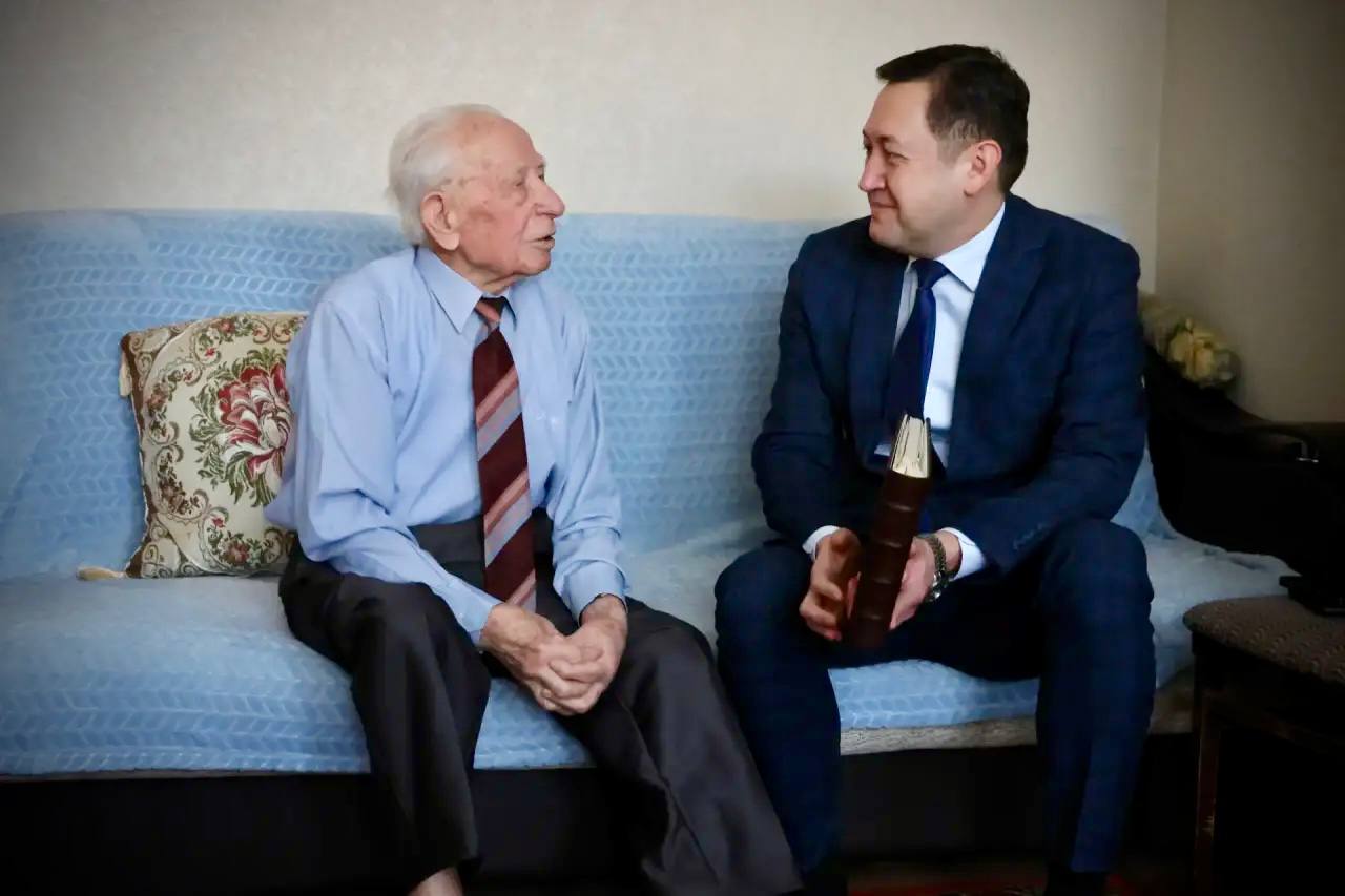 Руслан Бутов: 23 февраля - праздник настоящих героев Руслан Бутов: 23 февраля - праздник настоящих героев