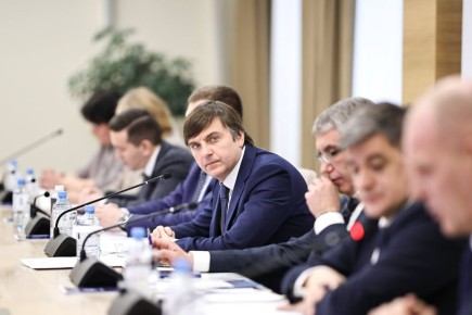 ������ ������������� ����� �������� ���������� �������� ��������� � �������� ������� � 18 �� 22 ���