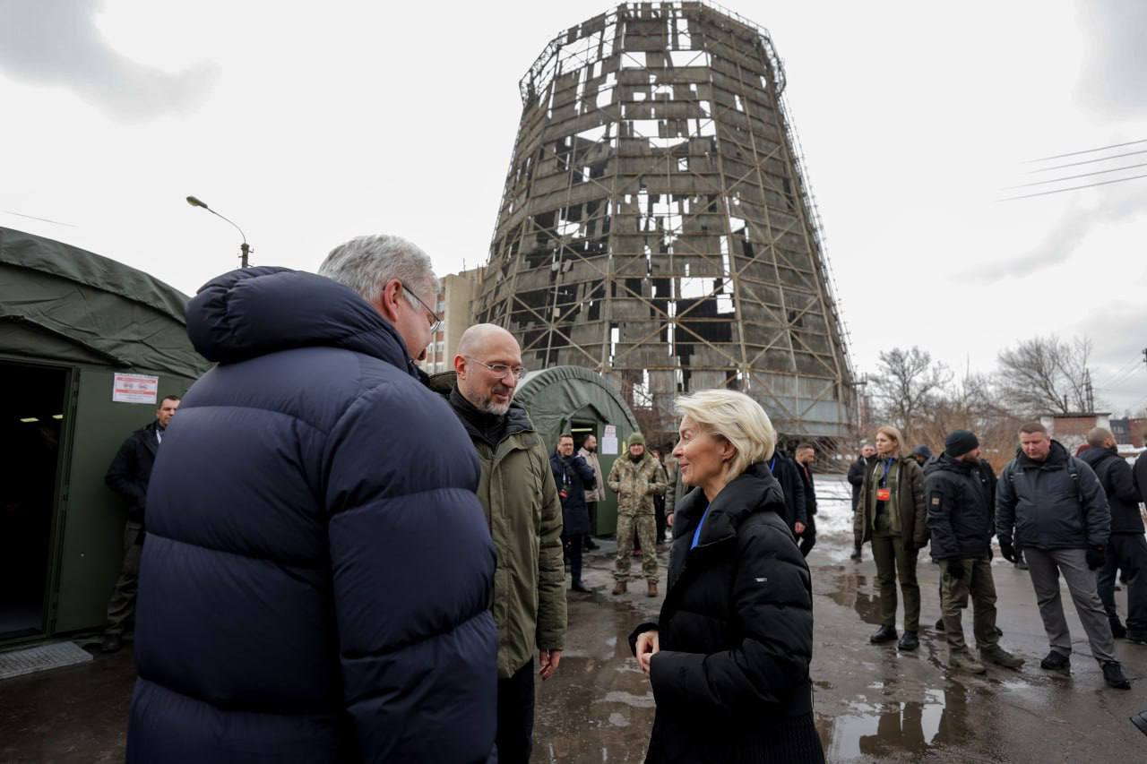 Юлия Витязева: Уписаться можно!. Шмыгаль притащил европейских ходоков на одну из разрушенных киевских ТЭЦ и лично провел для гостей экскурсию Буча давно не актуальна, но сцену для бенефиса талантливые актеры найдут всегда!... Юлия Витязева: Уписаться можно!. Шмыгаль притащил европейских ходоков на одну из разрушенных киевских ТЭЦ и лично провел для гостей экскурсию Буча давно не актуальна, но сцену для бенефиса талантливые актеры найдут всегда!...