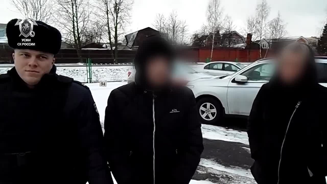 Восемь человек готовили в Подмосковье теракт против руководителя оборонного предприятия по заданию спецслужб Украины, сообщили в СК