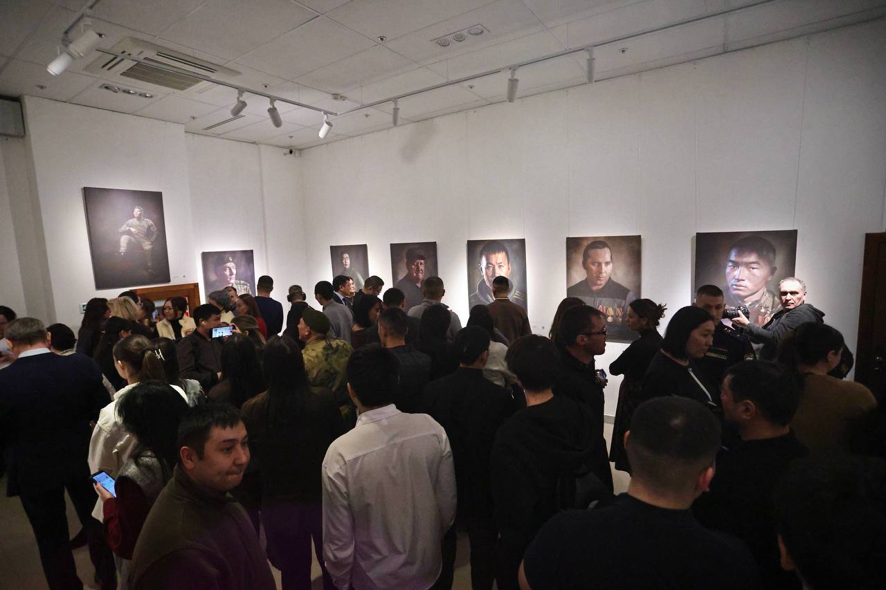 Андрей Турчак: В Национальном музее открылась выставка «Герой нашего времени» Андрей Турчак: В Национальном музее открылась выставка «Герой нашего времени»