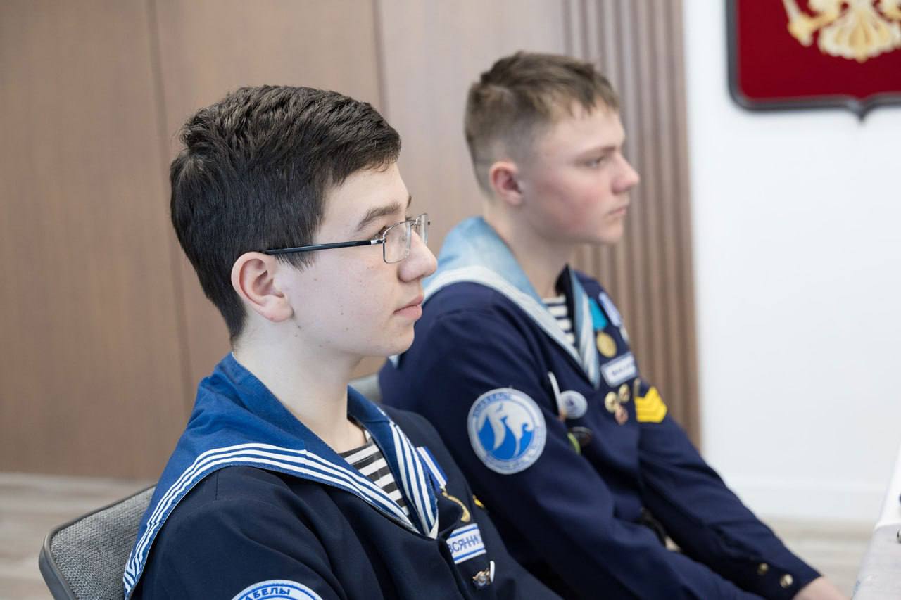 Дмитрий Миляев: Сегодня ребята из объединения «Корабелы» рассказали о своих путешествиях, достижениях и планах объединения на будущее Дмитрий Миляев: Сегодня ребята из объединения «Корабелы» рассказали о своих путешествиях, достижениях и планах объединения на будущее