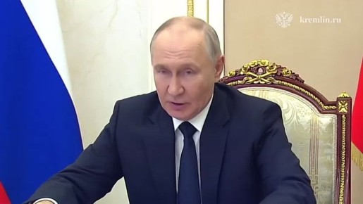 Путин провел оперативное совещание Совбеза