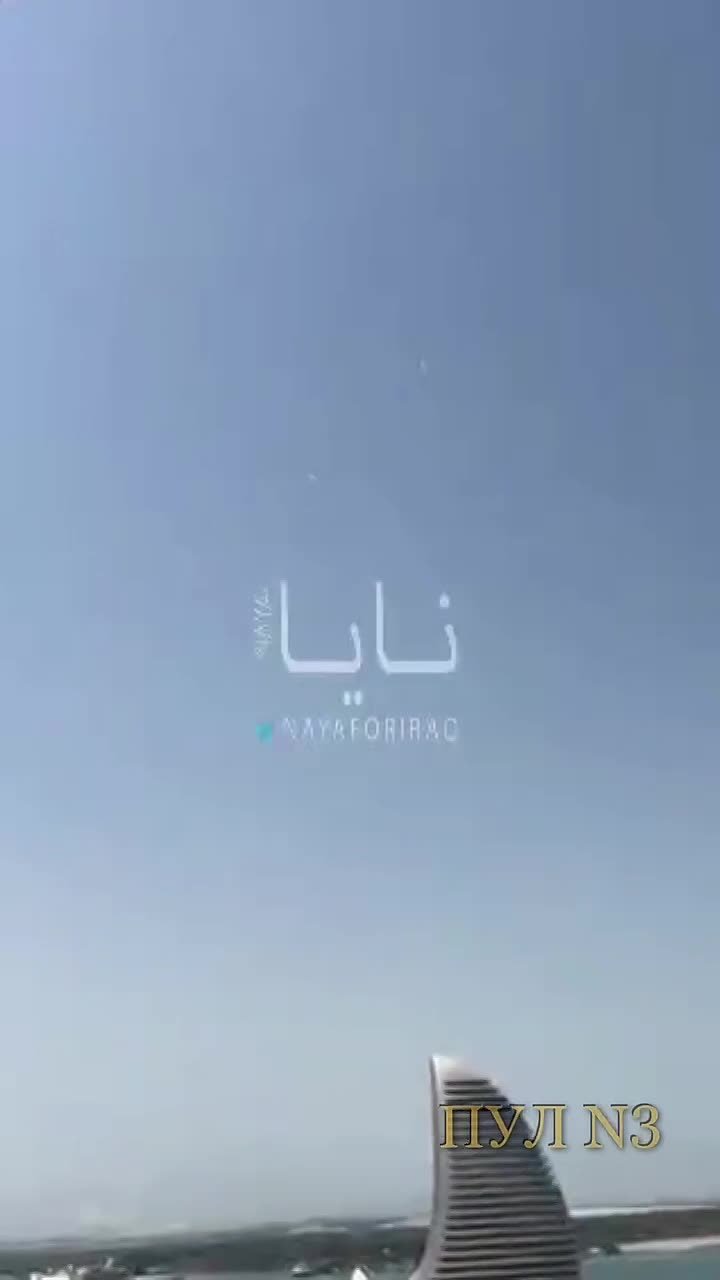 Из здания Бурдж-Халифы в Дубае эвакуируют людей — в ОАЭ уже прогремело несколько взрывов