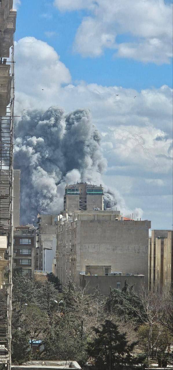 Сергей Колясников: США и Израиль продолжают наносить удары по Ирану Сергей Колясников: США и Израиль продолжают наносить удары по Ирану