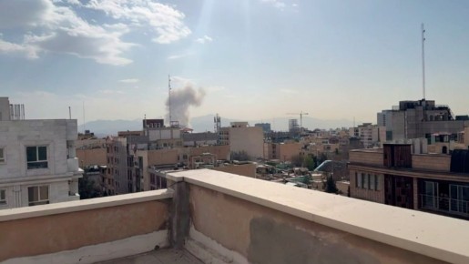 Трамп посоветовал Ирану не наносить ответные удары, пригрозив в противном случае ударом США "невиданной прежде силы"